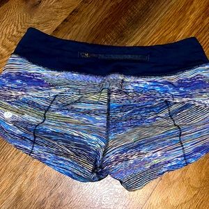 Women’s lululemon speed up shorts, RARE color not sold anymore, worn twice